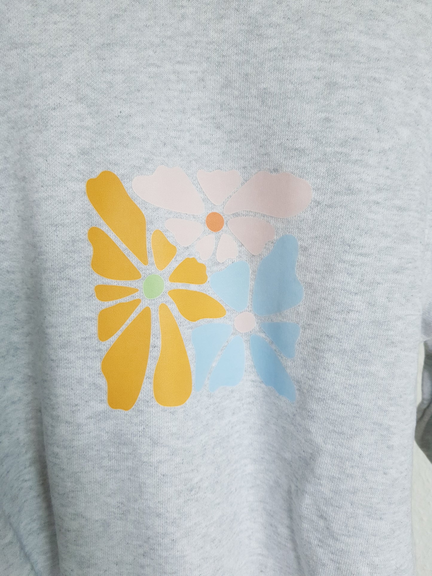 Unisex Sweater "FLOWERS" - WILL AND JAY DESIGNS