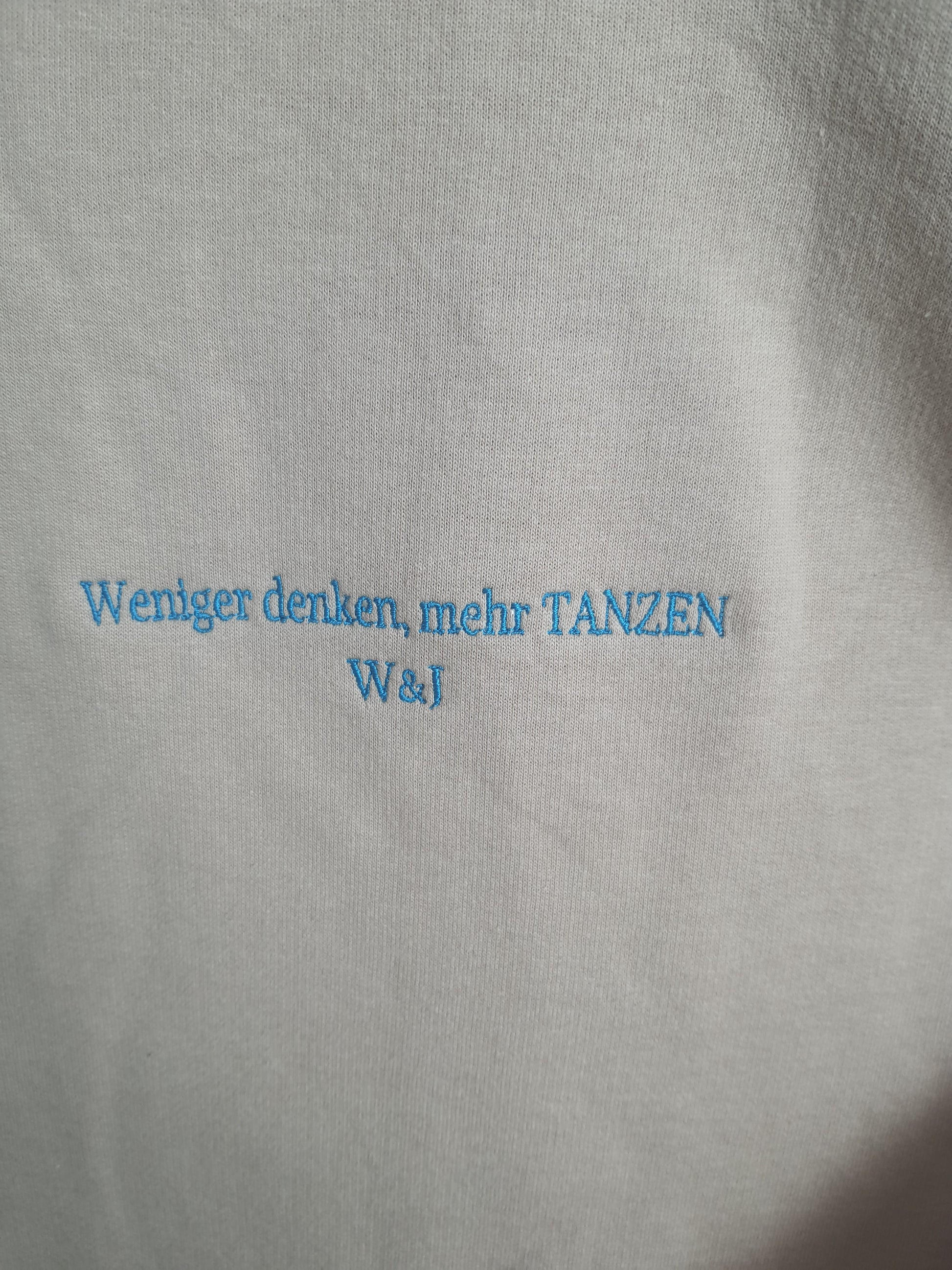 Hoodie mit Stickerei "TANZEN" - WILL AND JAY DESIGNS