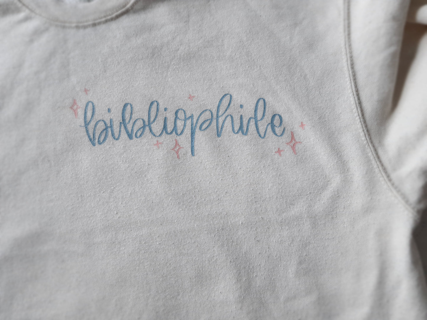 Sweatshirt "BOOK LOVER" - WILL AND JAY DESIGNS