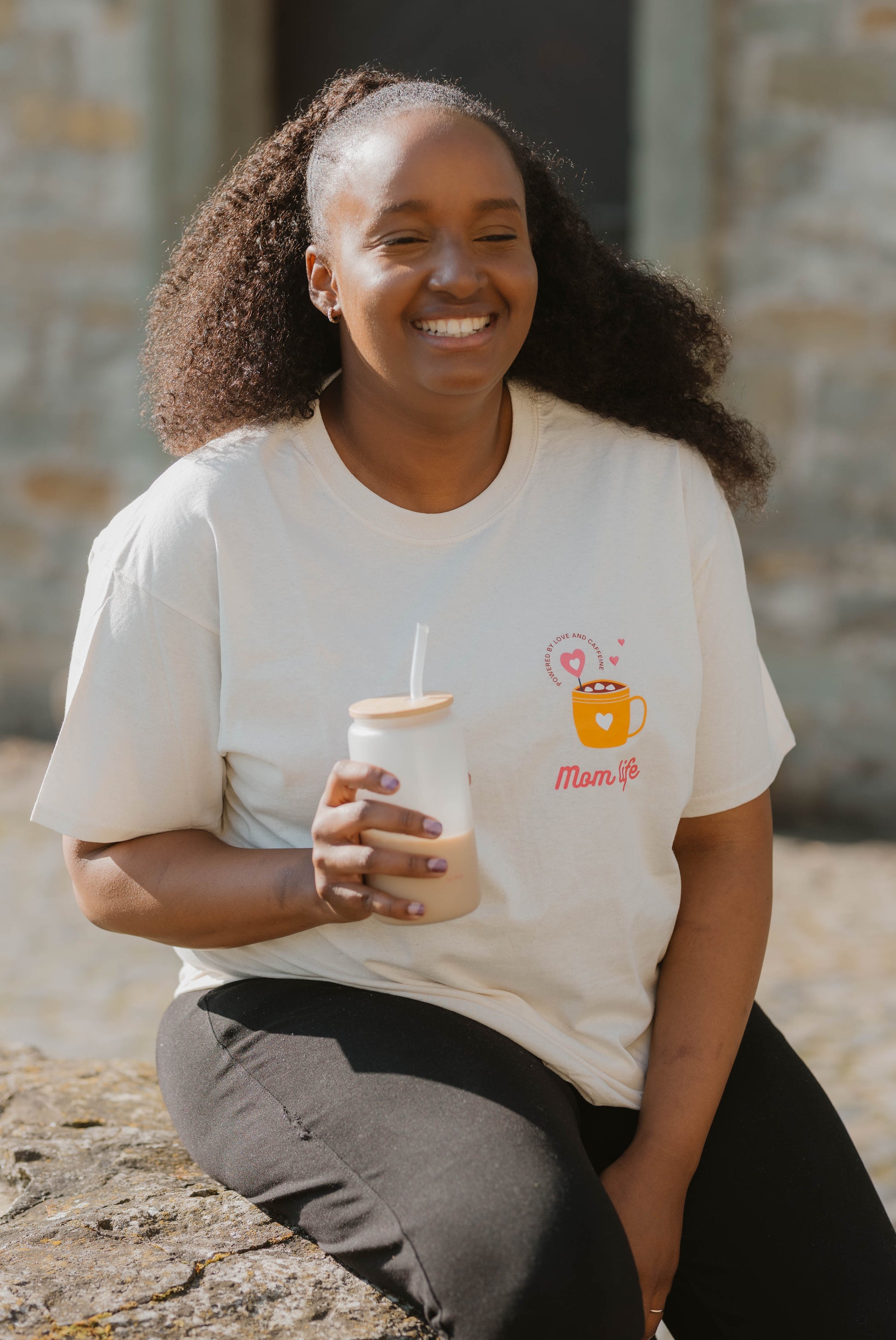 T-Shirt "MOMLIFE" - WILL AND JAY DESIGNS